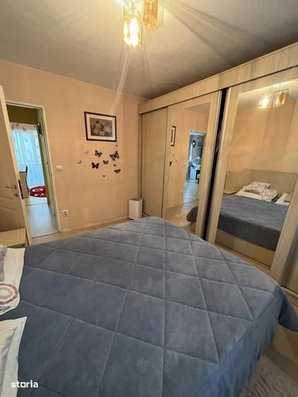 Apartament cu 3 camere în Unirea