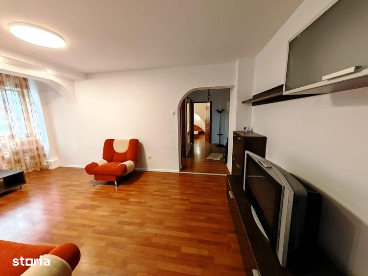 Apartament cu 3 camere decomandat, mobilat în Șerbănești