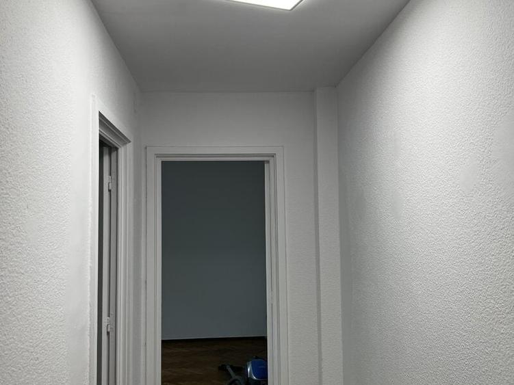 Apartament cu 2 camere decomandat, mobilat în Arcul de Triumf