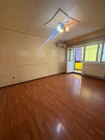 Apartament cu 2 camere decomandat în Obor