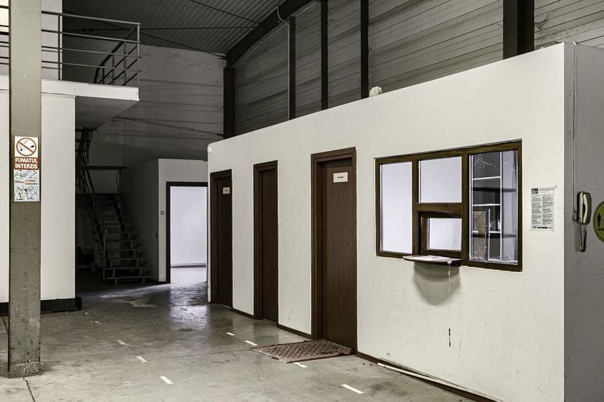 Hala industriala de inchiriat 627 mp in Arad, Comision 0% - 9