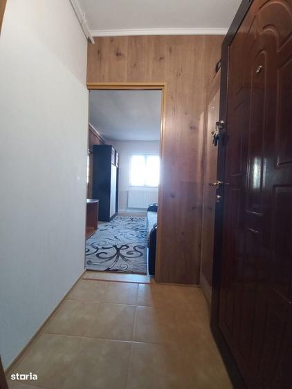 Apartament cu 2 camere în Micro 8