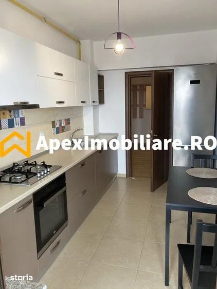 Apartament cu 2 camere decomandat, mobilat în Pajura
