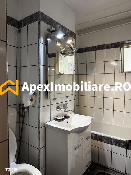 Garsonieră decomandată în Basarab