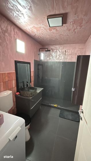 Apartament cu 3 camere în Florești