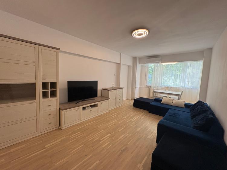Apartament cu 2 camere decomandat în Octavian Goga