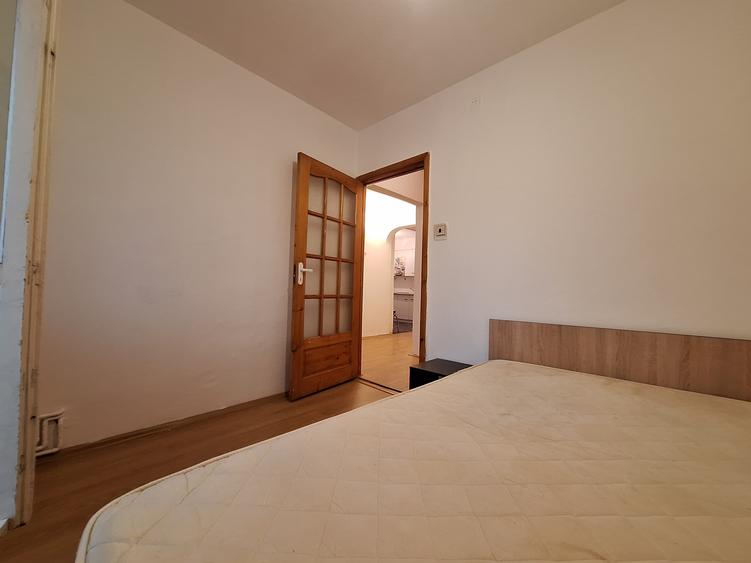 Apartament cu 4 camere decomandat, mobilat în Freidorf