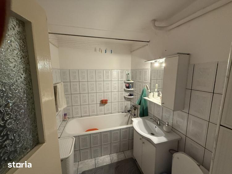 Apartament cu 4 camere în Central