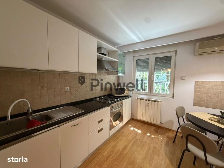 Apartament cu 3 camere în Drumul Taberei