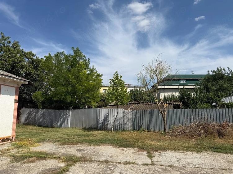 Casă cu Teren 1300 Mp în Cuca