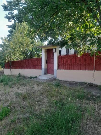 Casă cu Teren 300 Mp în Sititelec