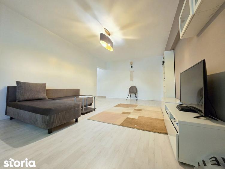 Apartament cu 3 camere, mobilat în Văcăresti