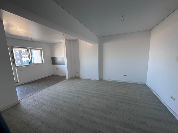 Apartament cu 2 camere decomandat în Berceni