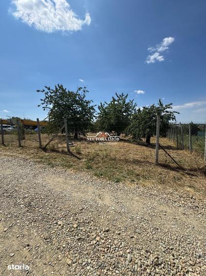 Teren de 1000 mp, în Paleu