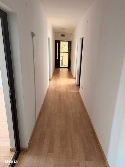 Casă cu 4 camere cu Teren 170 Mp în Dămăroaia