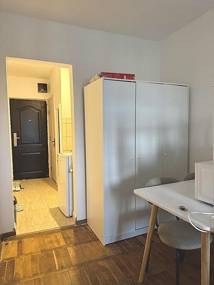 Garsonieră semidecomandată, mobilată în Complex Studențesc