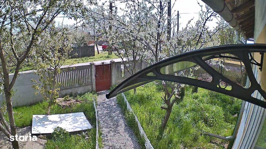 Casă cu 3 camere decomandat cu Teren 2000 Mp în Fărcașele