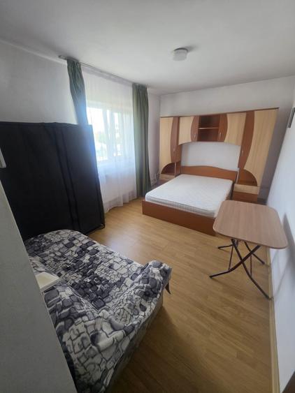 Garsonieră decomandată în Baza 3