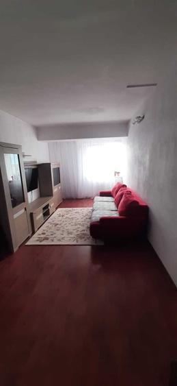 Apartament cu 2 camere decomandat în Valea Oltului