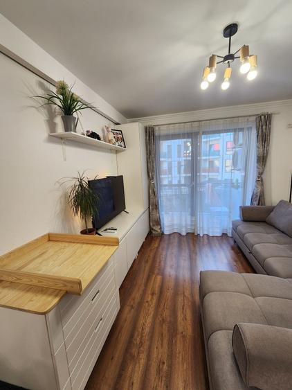 Apartament cu 2 camere semidecomandat în Mărăști