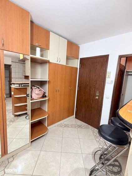 Apartament cu 3 camere în Canta