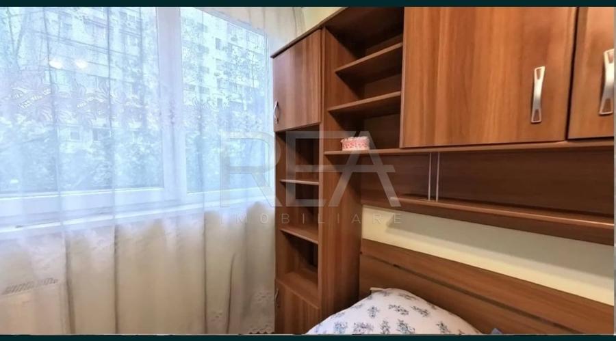 Apartament cu 4 camere semidecomandat, mobilat în Drumul Taberei