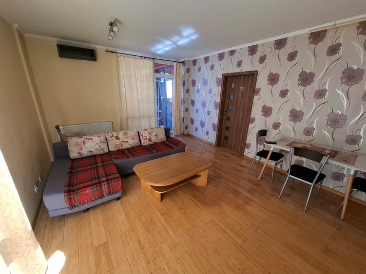 Apartament cu 2 camere semidecomandat în Funcționarilor