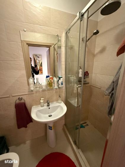 Apartament cu 3 camere decomandat în Rahova