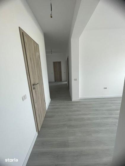 Apartament cu 3 camere în Moșnița Nouă