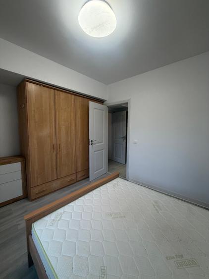 Apartament cu 2 camere semidecomandat în P-ța Romană