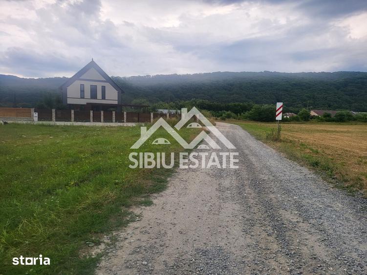 Teren de 383 mp, în Central