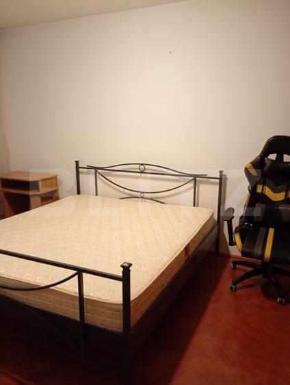 Apartament cu 2 camere decomandat, mobilat în Alexandru cel Bun