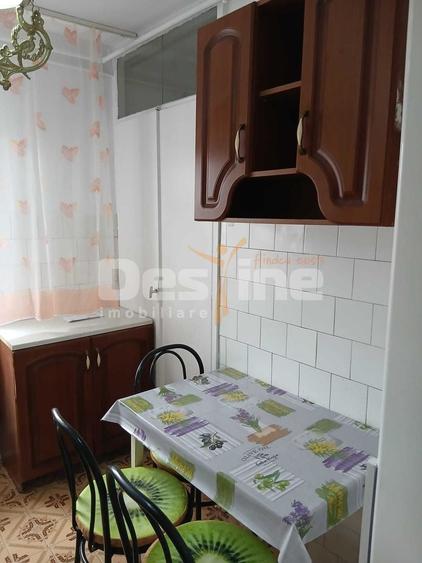 Apartament cu 2 camere semidecomandat, mobilat în Dumbrăvița
