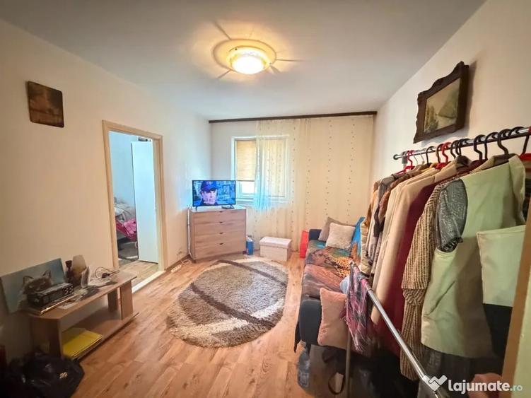 Apartament cu 2 camere nedecomandat în Neptun