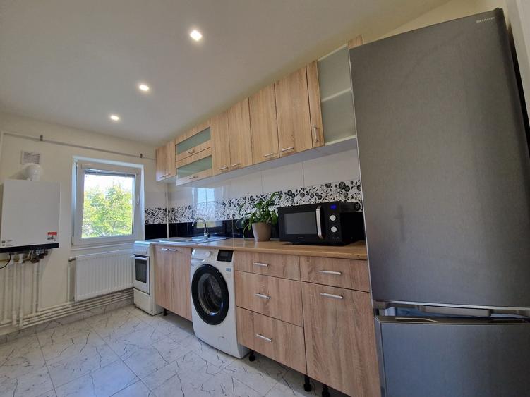 Apartament cu 2 camere decomandat în Cug