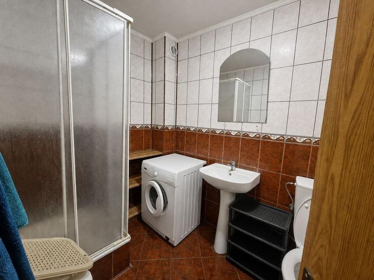 Apartament 1 camera decomandat, 37 mp, parcare, str Frunzisului - 13