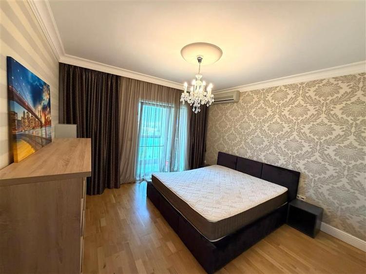 Apartament cu 2 camere semidecomandat în Tei