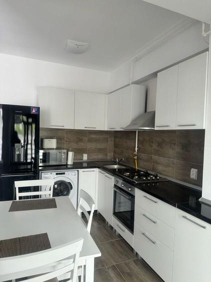 Apartament cu 2 camere semidecomandat în ICIL
