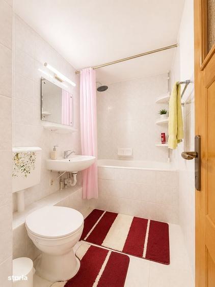 Apartament cu 3 camere în Iosia