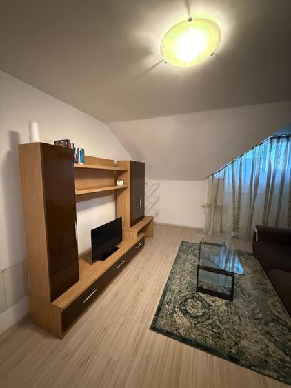 Apartament cu 2 camere semidecomandat în Militari