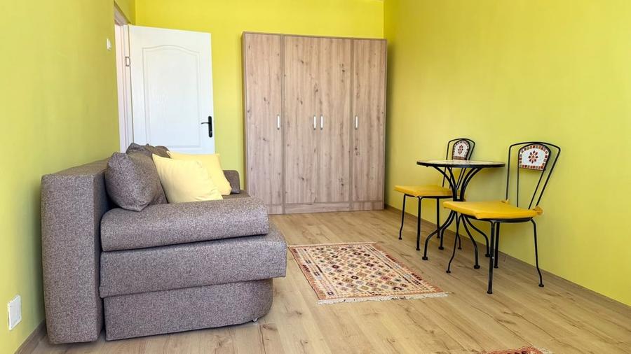 Oportunitate rara–garsoniera langa Spitalul de Recuperare, str.L.Pasteur, balcon - 4