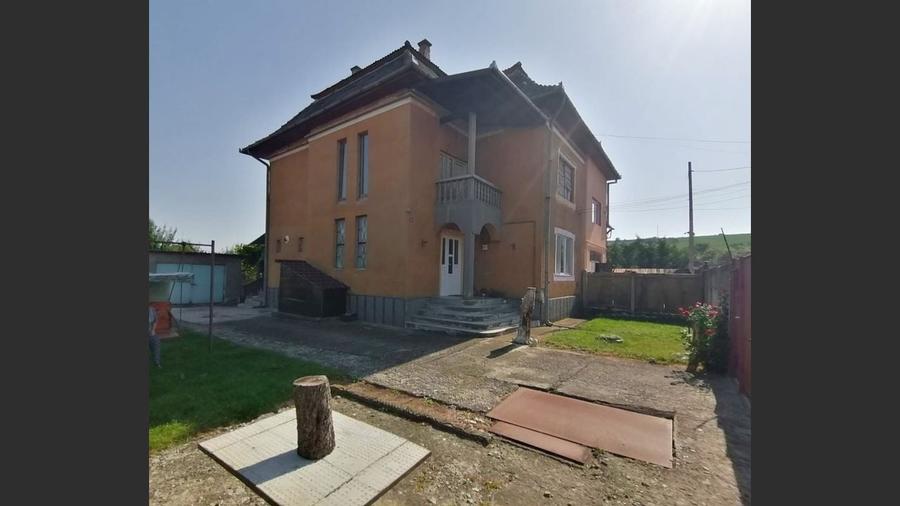 Casă cu 3 camere cu Canalizare în Turda
