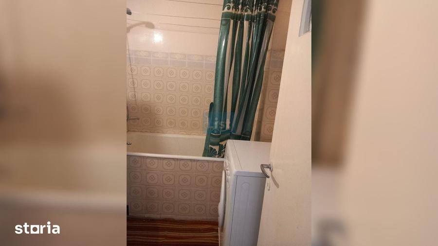 Apartament cu 3 camere în Calea București
