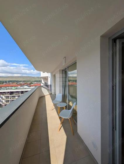 Apartament cu 3 camere semidecomandat în Central