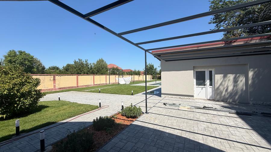 Casă individuală cu 10 camere cu Garaj în Pipera