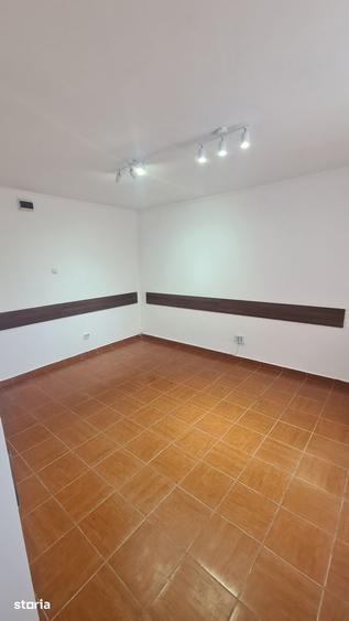 Spațiu comercial, de 29 mp, în Nord