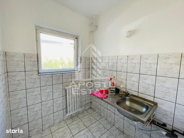 Garsonieră în Confecții