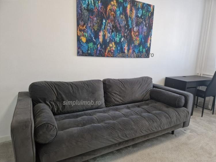 Apartament cu 3 camere decomandat, mobilat în Tei