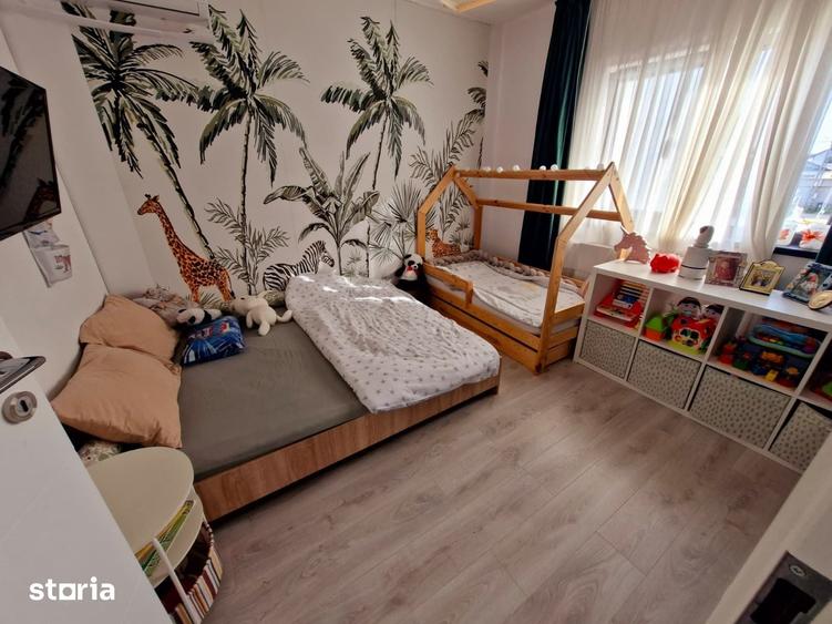 Casă cu 4 camere cu Teren 420 Mp în Berceni