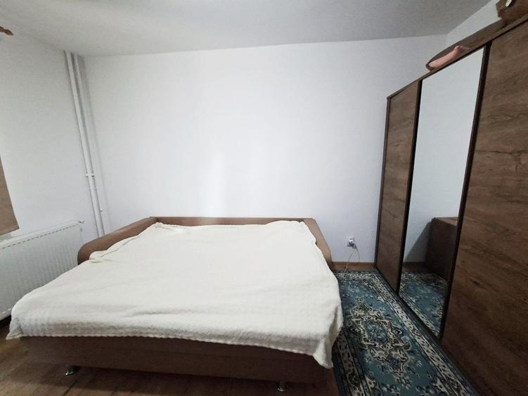 Apartament cu 2 camere semidecomandat, mobilat în Gheorgheni